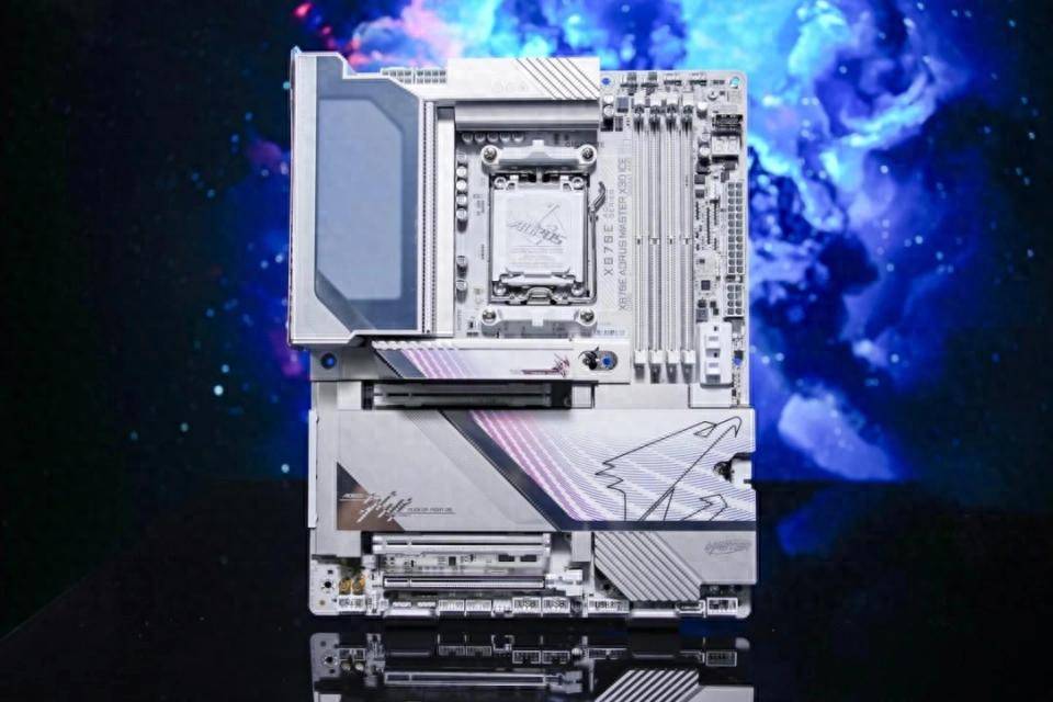 嘉X3D系列主板免费提升游戏性能开元ky棋牌高端主板“模范生”技(图13) 嘉X3D系列主板免费提升游戏性能开元ky棋牌高端主板“模范生”技(图13)